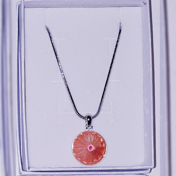 NEW Hand Made "Sun" Crystal Pendant/Necklace - Picture 2 of 2
